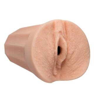 Signature Strokers - Remy LaCroix ULTRASKYN™ Pocket Pussy